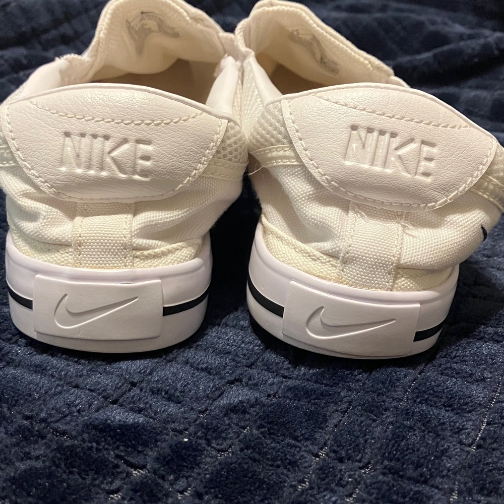 Nike White Canvas Slip-On Shoes Women's Size 8.5 - Picture 2 of 11